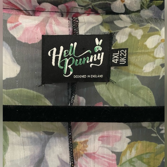💐 Hell Bunny Sheer Floral Blouse 🖤 - Picture 3 of 3